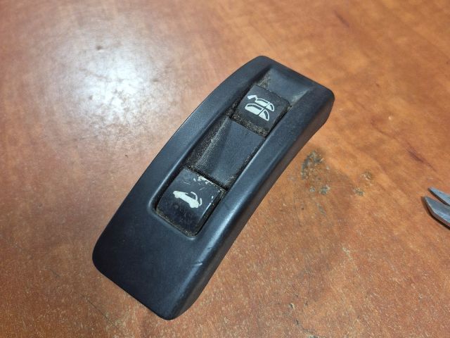 bontott PEUGEOT 207 Tetőablak Kapcsoló