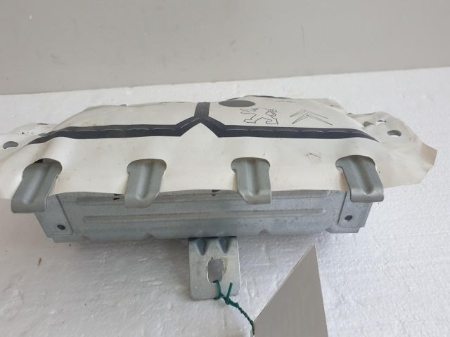 bontott PEUGEOT 207 Utasoldali Légzsák