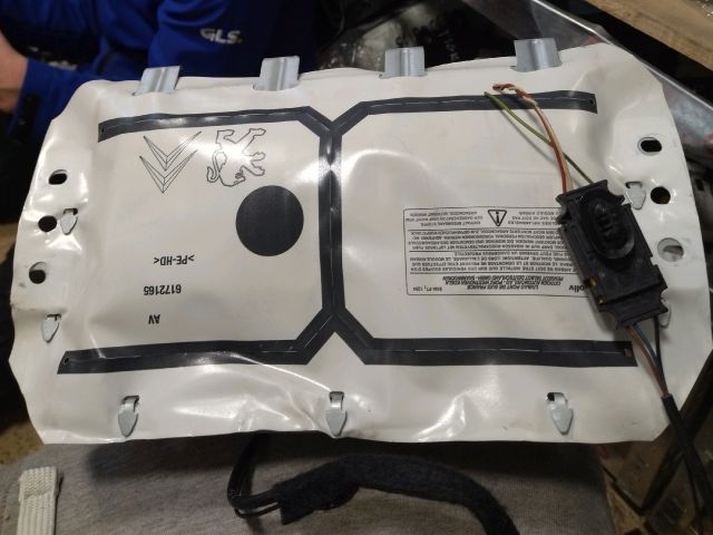 bontott PEUGEOT 207 Utasoldali Légzsák