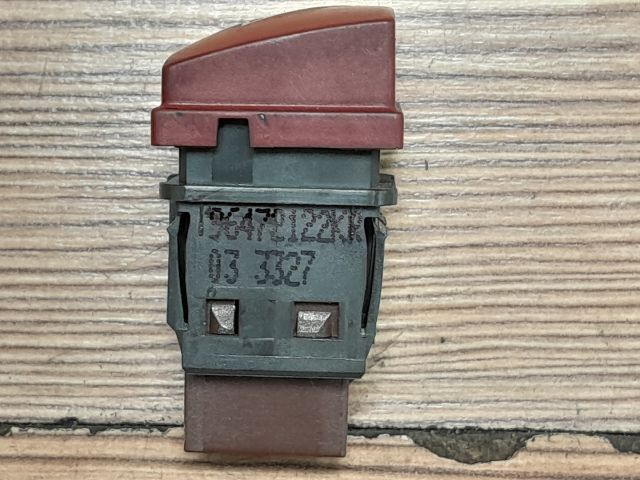 bontott PEUGEOT 207 Vészvillogó Kapcsoló