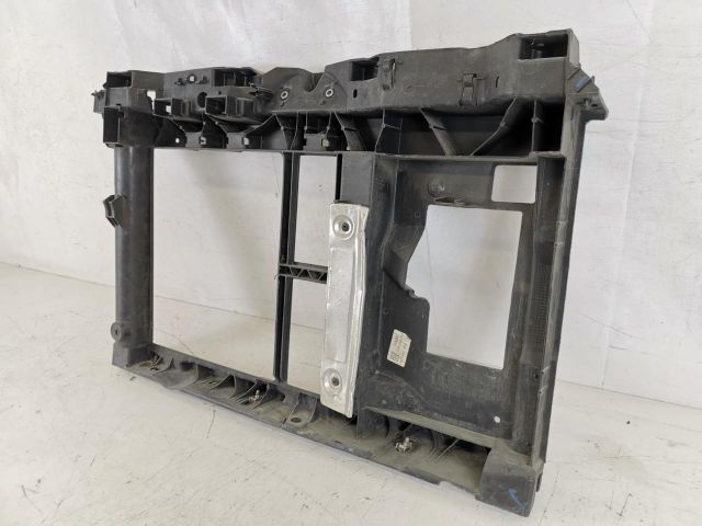 bontott PEUGEOT 207 Vízhűtő Radiátor Tartó