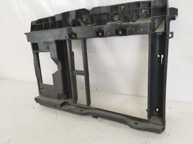 bontott PEUGEOT 207 Vízhűtő Radiátor Tartó