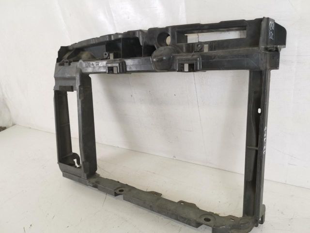 bontott PEUGEOT 207 Vízhűtő Radiátor Tartó