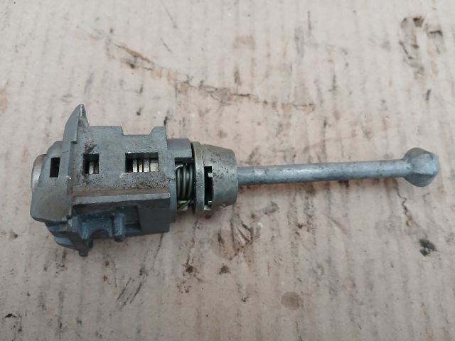 bontott PEUGEOT 207 Zárbetét Szett