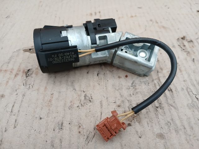 bontott PEUGEOT 207 Zárbetét Szett