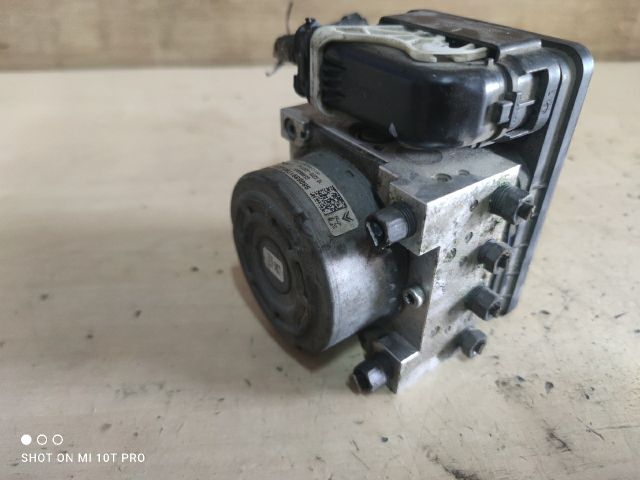 bontott PEUGEOT 208 ABS Kocka