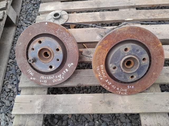 bontott PEUGEOT 208 Bal első Csonkállvány