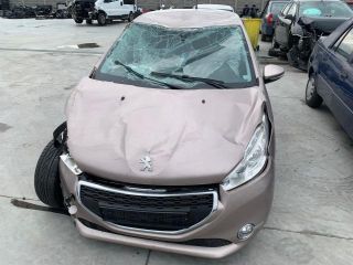 bontott PEUGEOT 208 Bal első Csonkállvány
