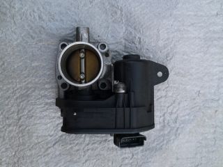 bontott PEUGEOT 208 Fojtószelep (Elektromos)