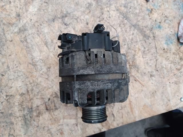 bontott PEUGEOT 208 Generátor