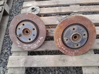 bontott PEUGEOT 208 Jobb első Csonkállvány