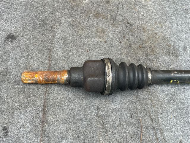 bontott PEUGEOT 208 Jobb Féltengely