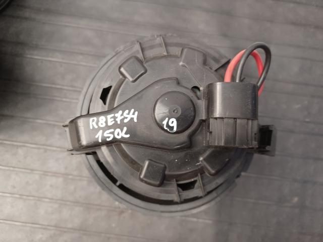 bontott PEUGEOT 208 Klímahűtő Ventilátor