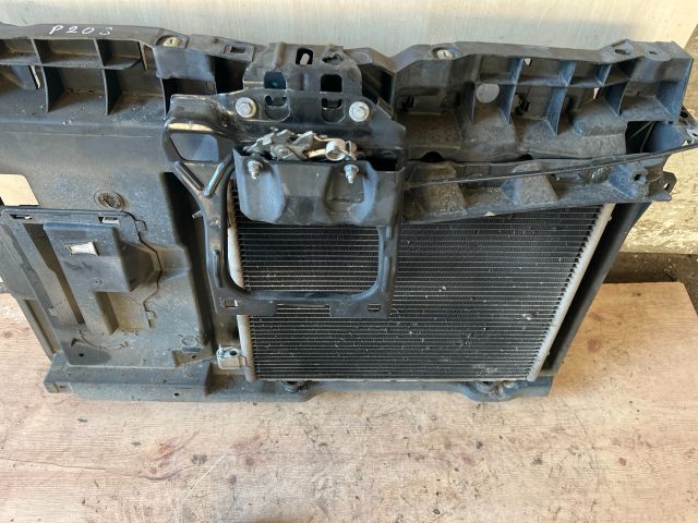 bontott PEUGEOT 208 Komplett Homlokfal (Részeivel)