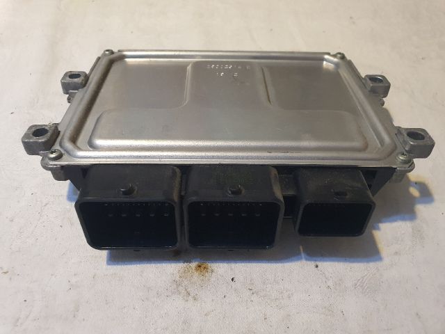 bontott PEUGEOT 208 Motorvezérlő