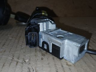 bontott PEUGEOT 208 Gyújtáskapcsoló