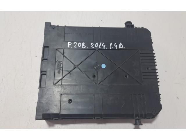 bontott PEUGEOT 208 Biztosítéktábla Motortér