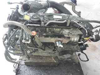 bontott PEUGEOT 208 Motor (Fűzött blokk hengerfejjel)