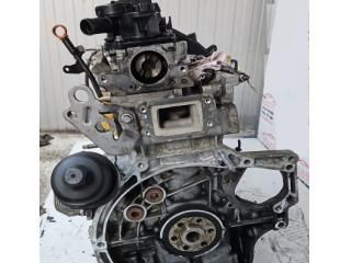 bontott PEUGEOT 208 Motor (Fűzött blokk hengerfejjel)