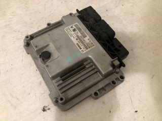 bontott PEUGEOT 208 Motorvezérlő