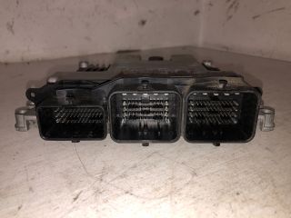 bontott PEUGEOT 208 Motorvezérlő