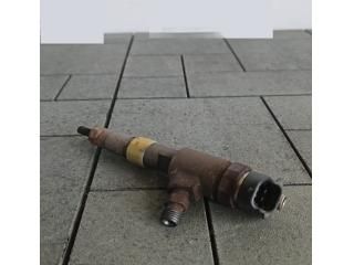 bontott PEUGEOT 208 Porlasztó (1 db)