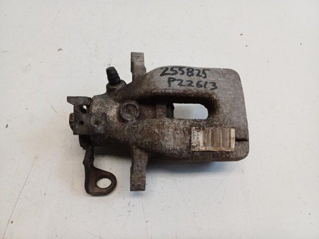 bontott PEUGEOT 208 Jobb hátsó Féknyereg Munkahengerrel