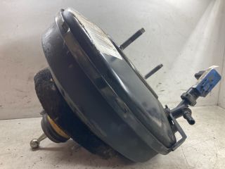 bontott PEUGEOT 208 Fékrásegítő