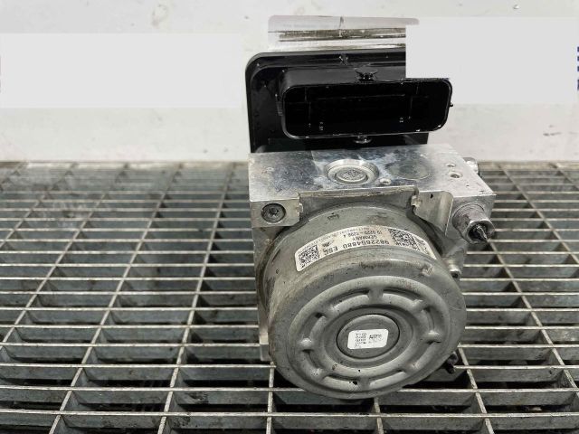 bontott PEUGEOT 208 ABS Kocka