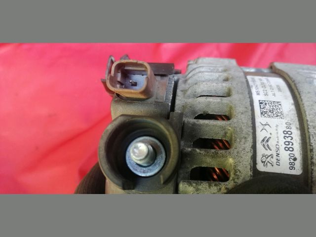 bontott PEUGEOT 208 Generátor