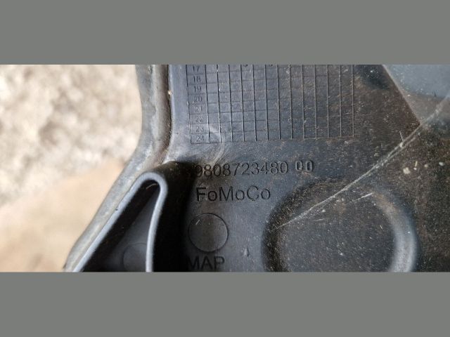 bontott PEUGEOT 208 Külső Alsó Vezérlés Burkolat