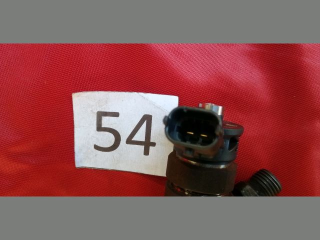 bontott PEUGEOT 208 Porlasztó (1 db)