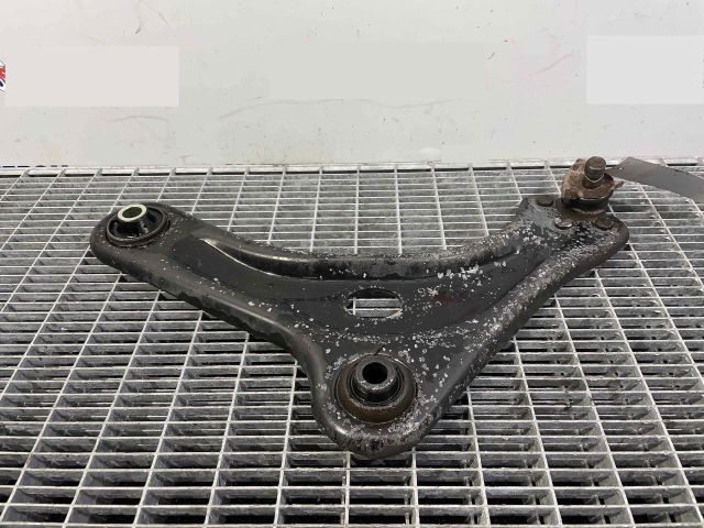 bontott PEUGEOT 208 Bal első Lengőkar