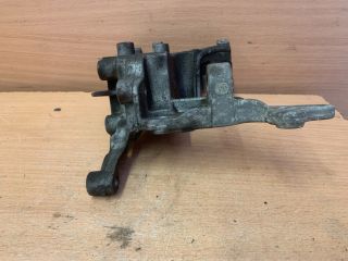 bontott PEUGEOT 208 Motor Tartó Bak (Fém)