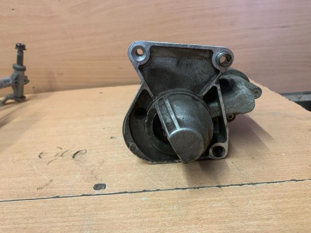 bontott PEUGEOT 208 Önindító