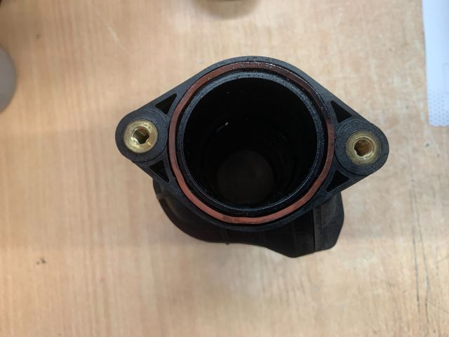 bontott PEUGEOT 208 Turbócső