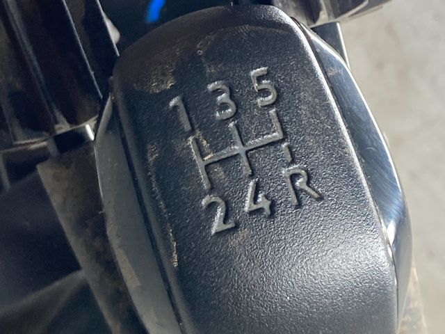 bontott PEUGEOT 208 Váltókar (Mechanikus)