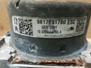 bontott PEUGEOT 208 ABS Kocka