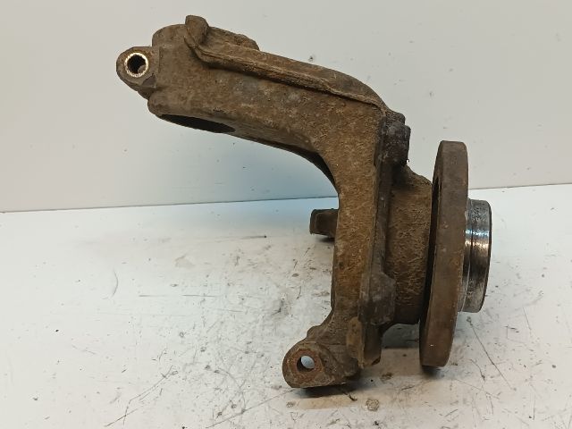 bontott PEUGEOT 208 Bal első Csonkállvány Kerékaggyal