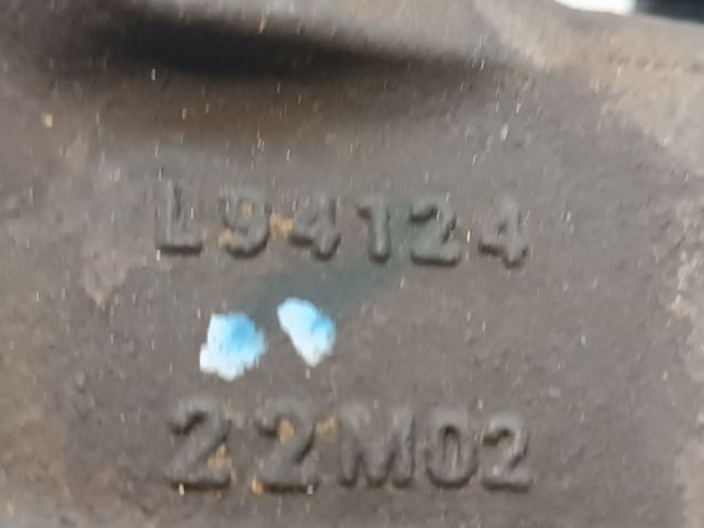 bontott PEUGEOT 208 Bal első Féknyereg Munkahengerrel