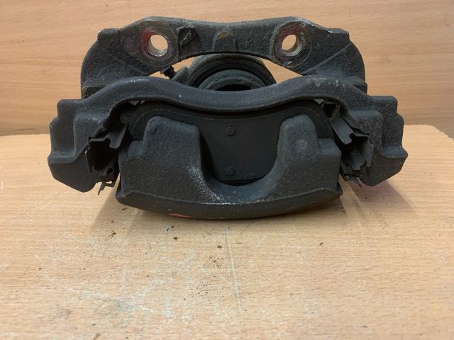 bontott PEUGEOT 208 Bal első Féknyereg Munkahengerrel