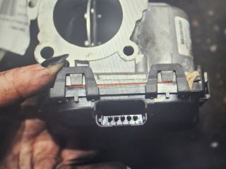 bontott PEUGEOT 208 Fojtószelep (Elektromos)