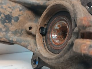 bontott PEUGEOT 208 Jobb első Csonkállvány Kerékaggyal