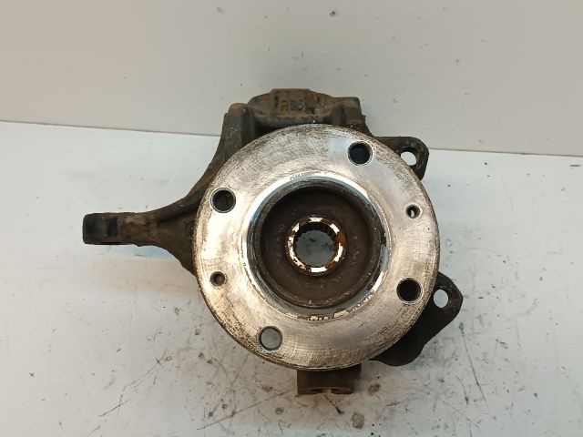 bontott PEUGEOT 208 Jobb első Csonkállvány Kerékaggyal