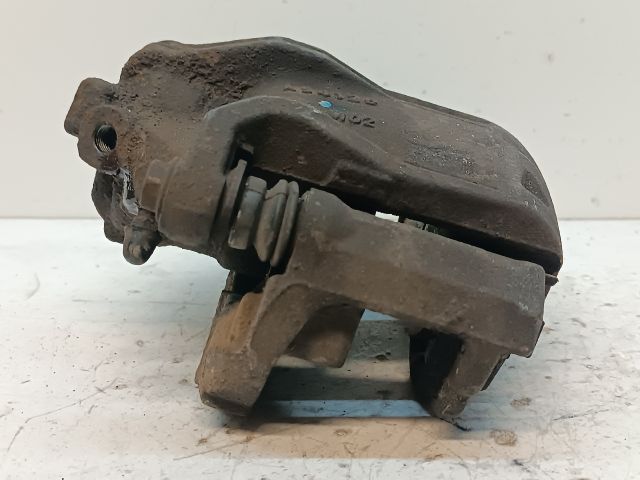 bontott PEUGEOT 208 Jobb első Féknyereg Munkahengerrel