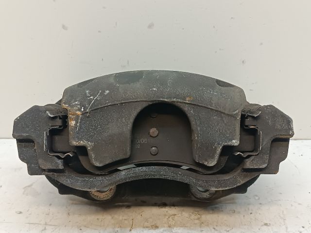 bontott PEUGEOT 208 Jobb első Féknyereg Munkahengerrel