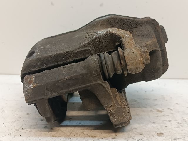 bontott PEUGEOT 208 Jobb első Féknyereg Munkahengerrel