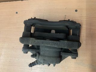 bontott PEUGEOT 208 Jobb első Féknyereg Munkahengerrel