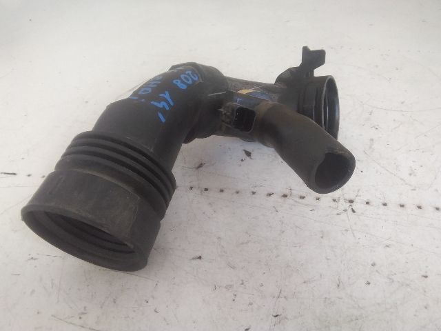 bontott PEUGEOT 208 Légbeömlő Cső