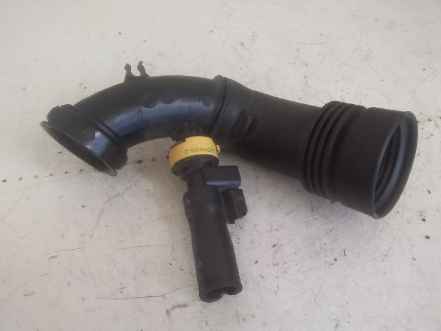 bontott PEUGEOT 208 Légbeömlő Cső